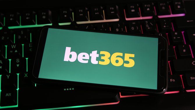 Spotlight Sports Group signs new deal with Bet365